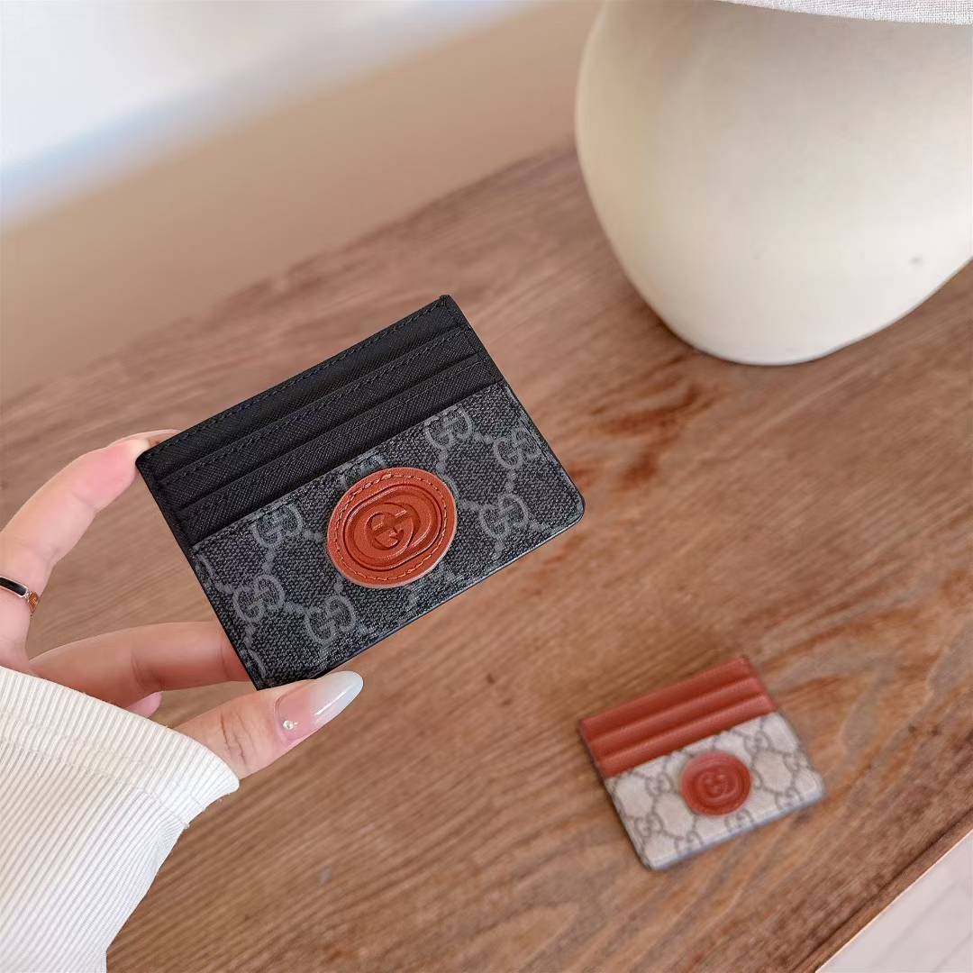 gucci gucci Logo Slim Wallet Card Holder