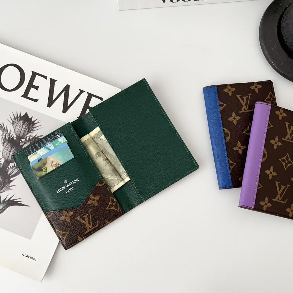 louis vuitton Passport Holder