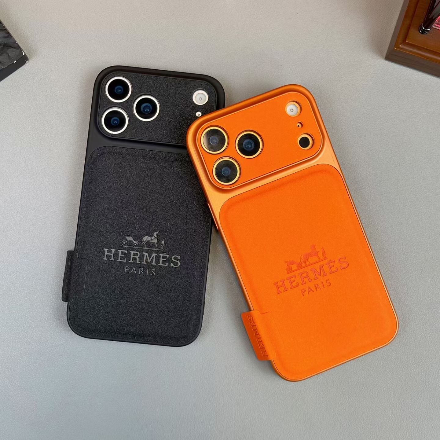 Hermès Leather Card Holder Phone Case for iPhone 14 to iPhone 17 Pro Max