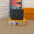 HypedEffects Black Leather louis vuitton Wallet With Gray Monogram
