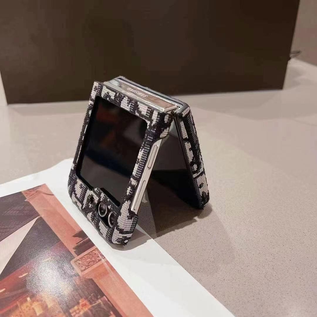 HypedEffects Dior-Inspired Samsung Z Flip Case – Available for Z Flip 3, 4, 5, and 6