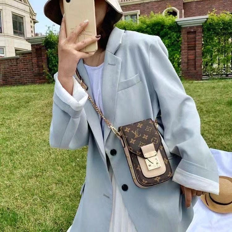 HypedEffects louis vuitton louis vuitton Phone Pouch Bags For Mobile Phones 6.7 Inch