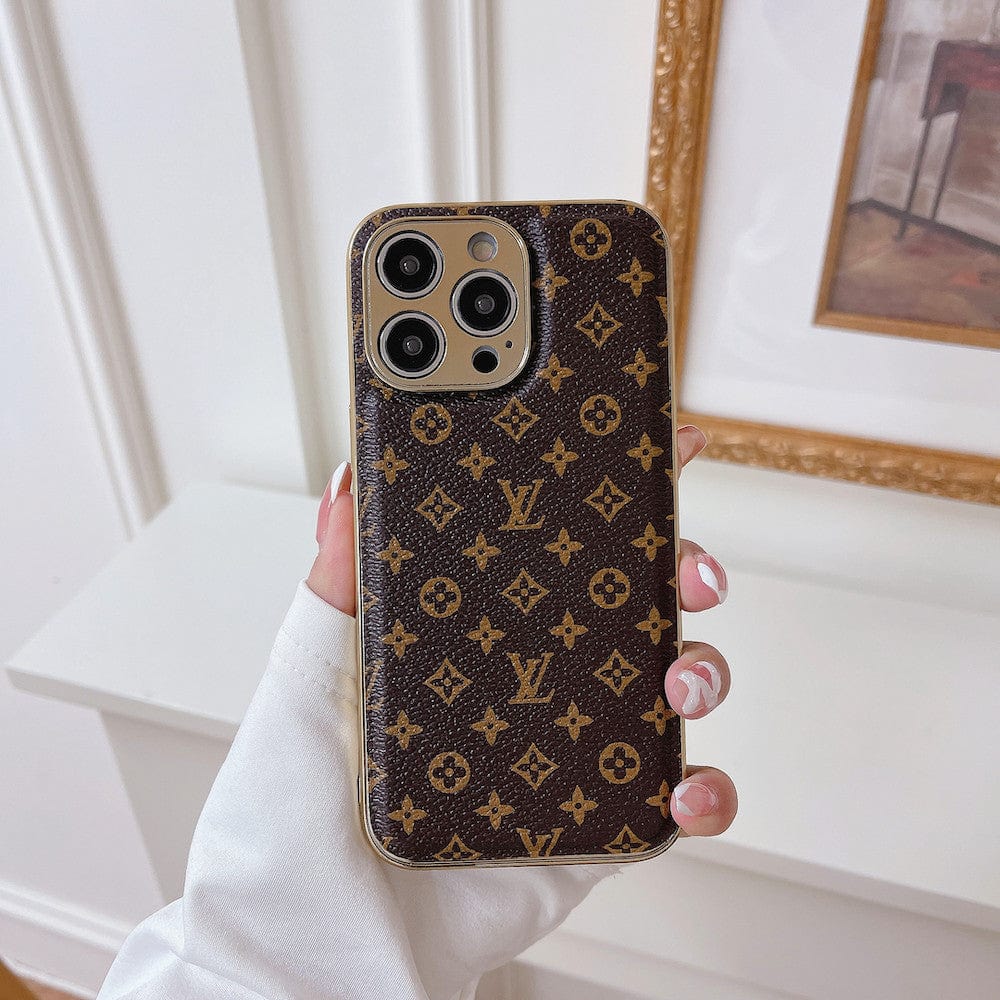 Tunde Store Iconic Louis Vuitton iPhone Cases - Timeless Luxury for iPhone 11, 12, 13, and 14 Pro Max