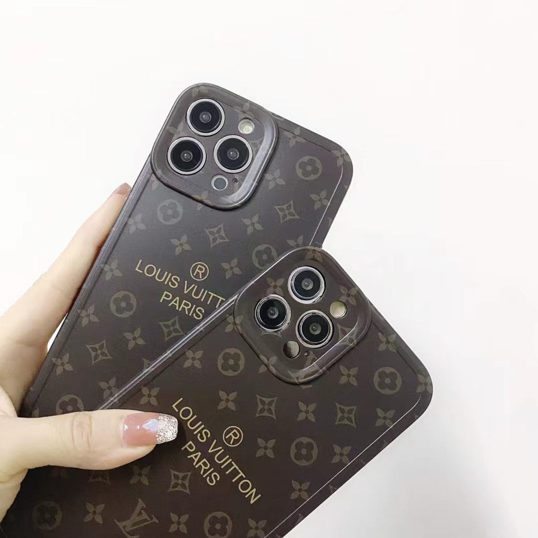 Tunde Store Louis Vuitton Classic Monogram iPhone Cases with Gold Branding