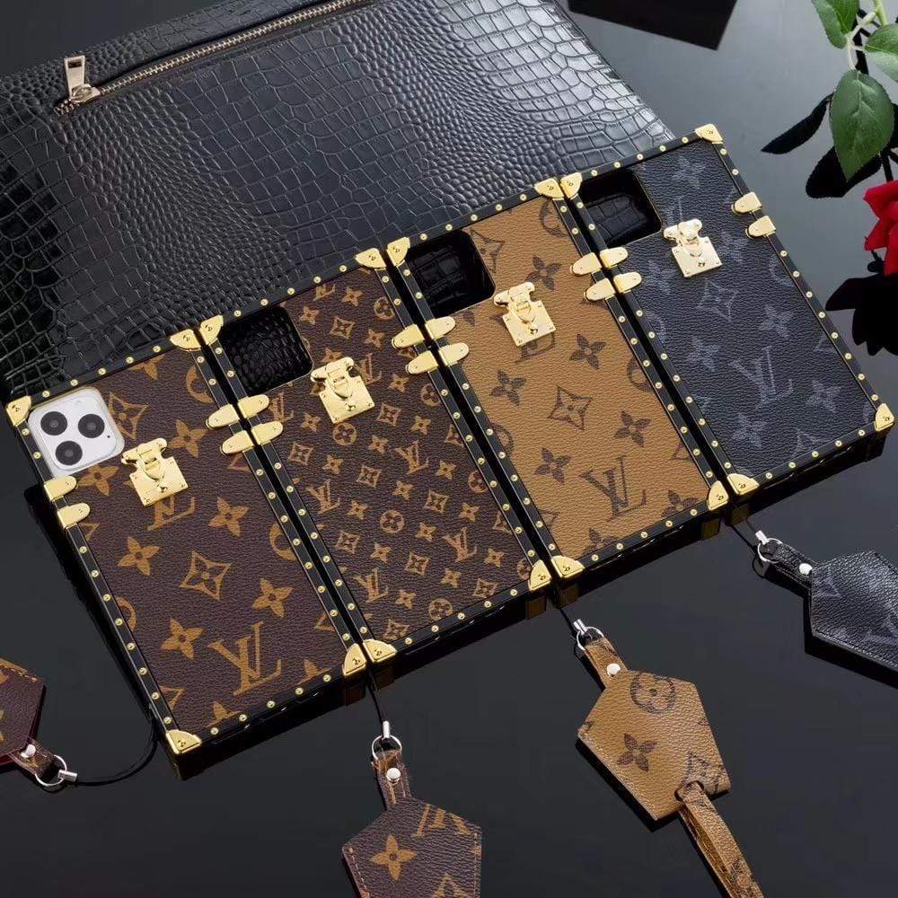 Tunde Store Louis Vuitton Trunk-Style Monogram iPhone 15 Cases with Gold Hardware